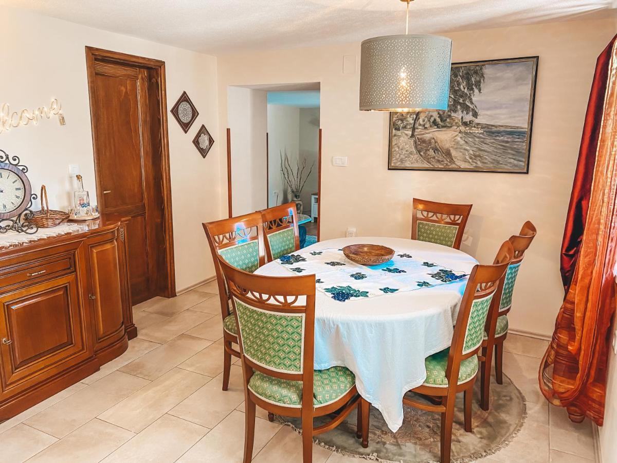 Holiday Home Istra Plomin Eksteriør billede