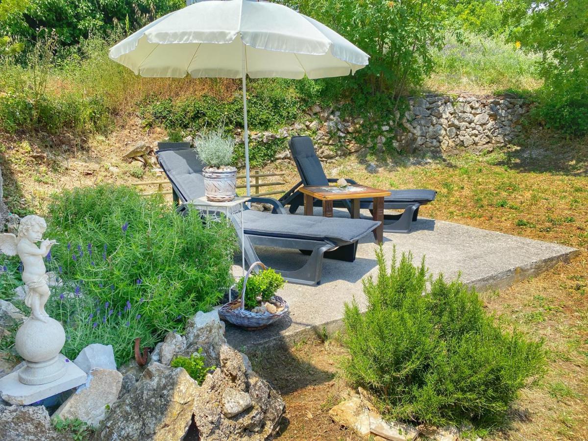 Holiday Home Istra Plomin Eksteriør billede